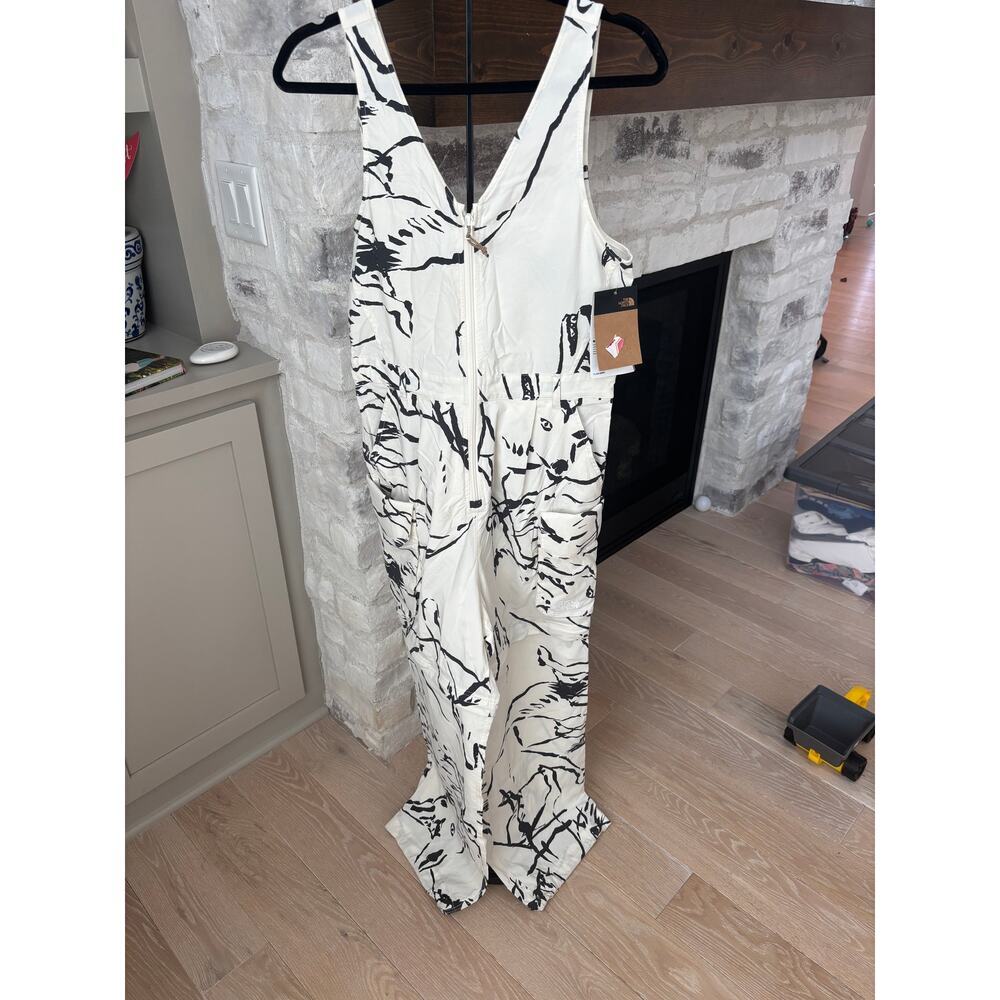 The North Face Women's White Dune Coyo Class V Pathfinder One-Piece Size S - Picture 2 of 7